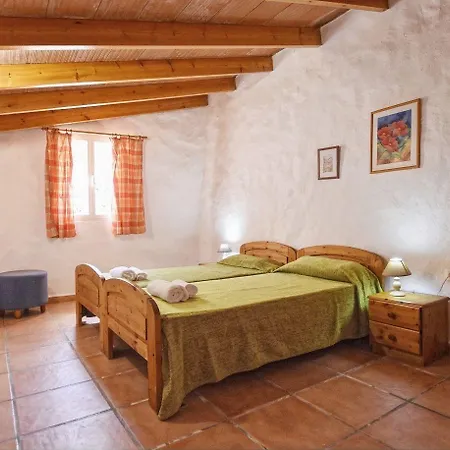 Wunderschoenes Im Landhausstil Mit Pool Auf Dem Land, In Der Naehe Von Monte Toro
